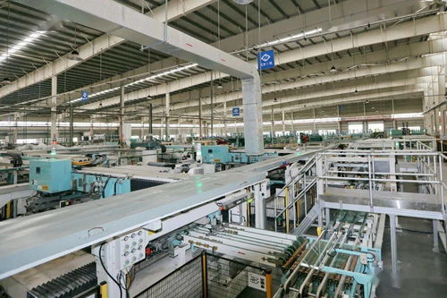 自動加熱 除霜 去霧 調(diào)節(jié)光強度...這家玻璃企業(yè)讓科幻照進現(xiàn)實